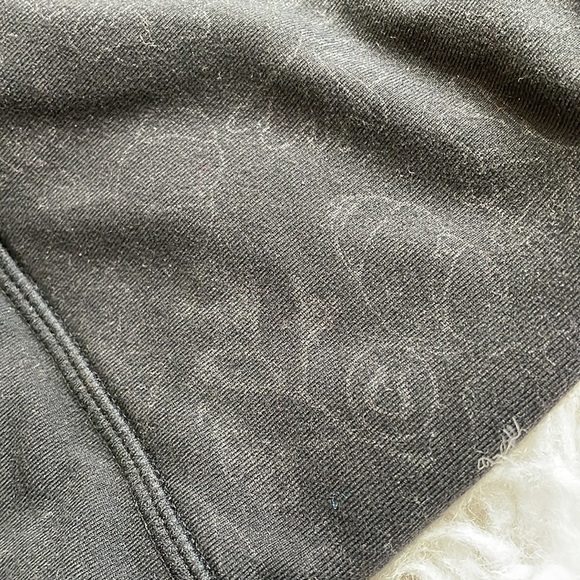 Lululemon tank size 2 - Picture 3 of 9